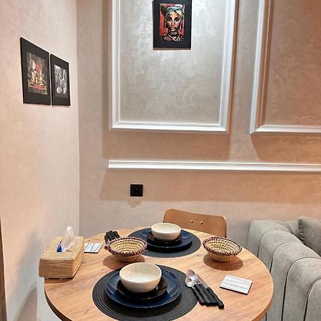 Luxueux Studio A Cote De Mcdo & Zara Maarif Casablanca Kültér fotó